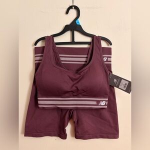 New Balance Women's Seamless Ribbed Athletic Set Size L NWT